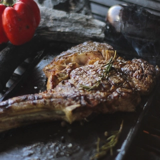 TOMAHAWK